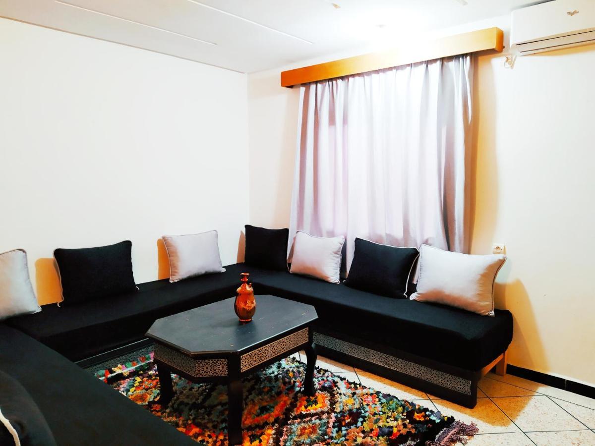 Hostel Afgo Rooftop Уарзазат Экстерьер фото