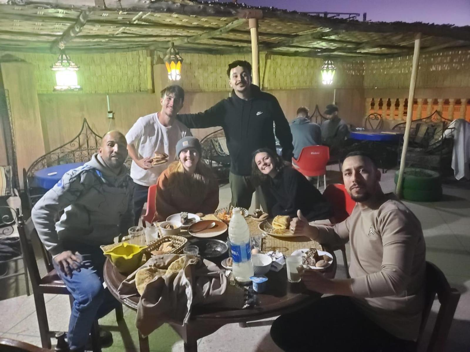Hostel Afgo Rooftop Уарзазат Экстерьер фото