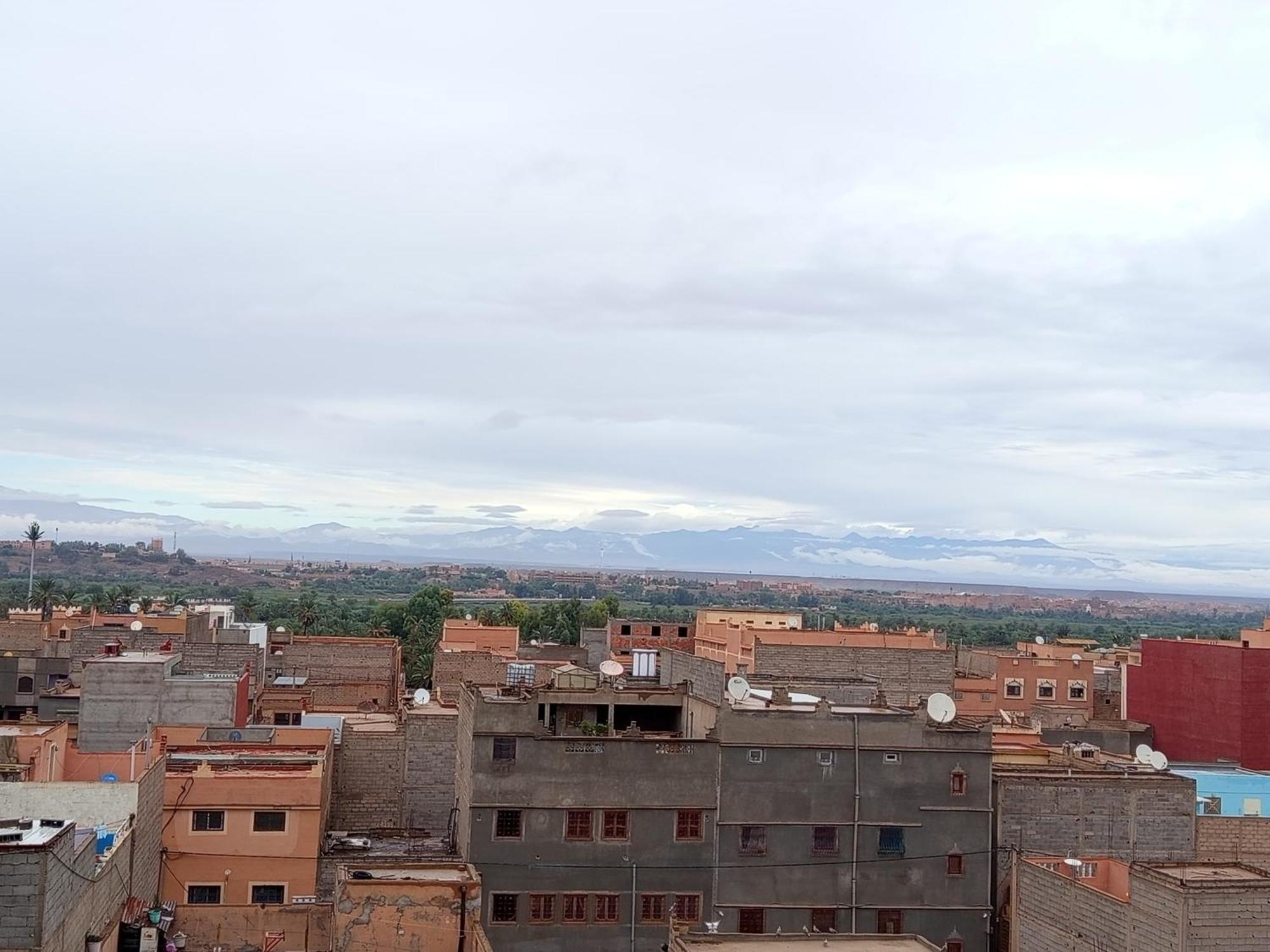 Hostel Afgo Rooftop Уарзазат Экстерьер фото